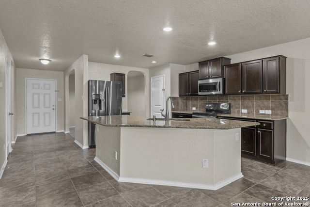 Image 10 of 49 For 11742 Cayenne Canyon