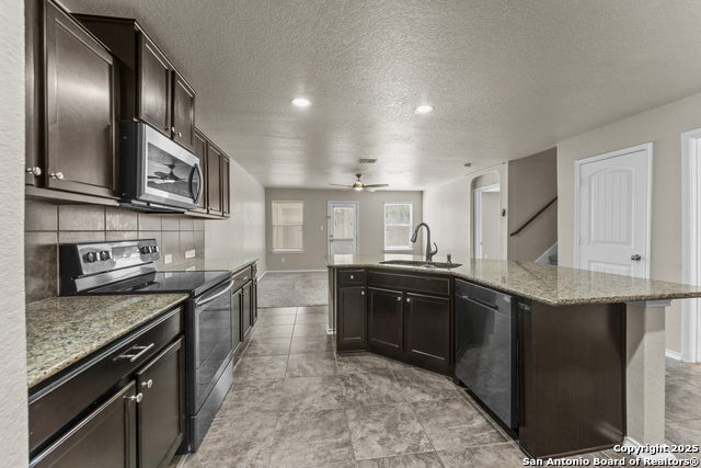 Image 13 of 49 For 11742 Cayenne Canyon