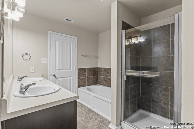Image 21 of 49 For 11742 Cayenne Canyon