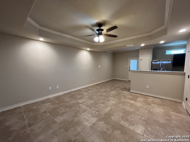 Listing photo id 2 for 13903 Annas Way 103