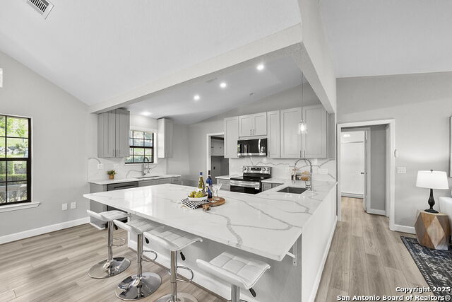 Image 12 of 43 For 589 Forest Crest