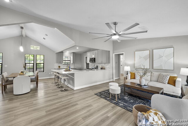 Image 19 of 43 For 589 Forest Crest