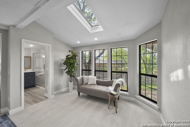Image 23 of 43 For 589 Forest Crest