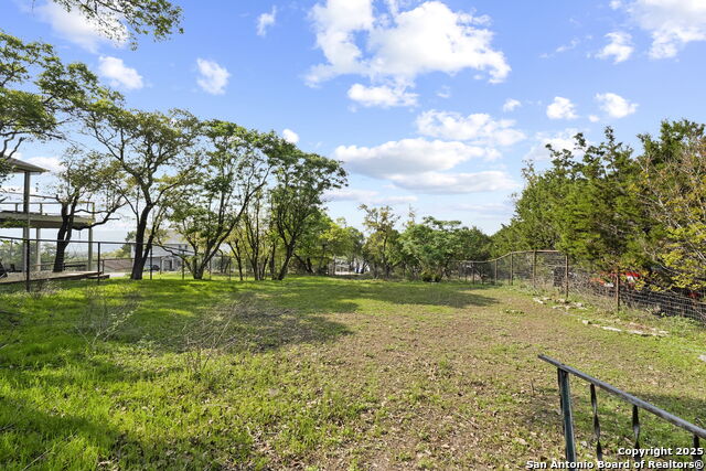 Image 40 of 43 For 589 Forest Crest