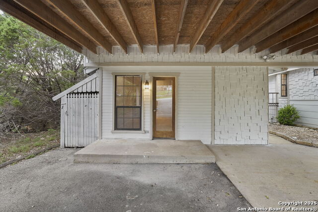 Image 41 of 43 For 589 Forest Crest