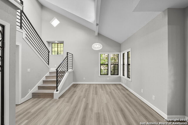 Image 5 of 43 For 589 Forest Crest