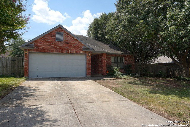 Listing photo id 0 for 1012 Bridgemont