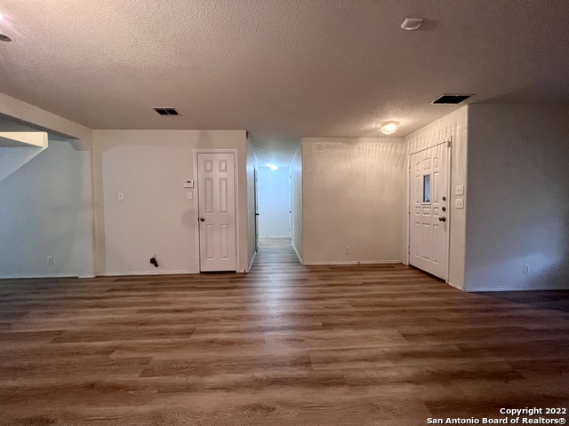 Image 10 of 47 For 12827 Sicily