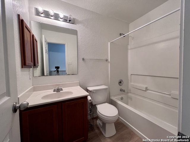 Image 13 of 47 For 12827 Sicily