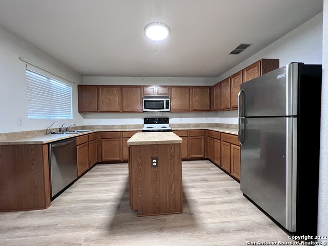 Image 19 of 47 For 12827 Sicily