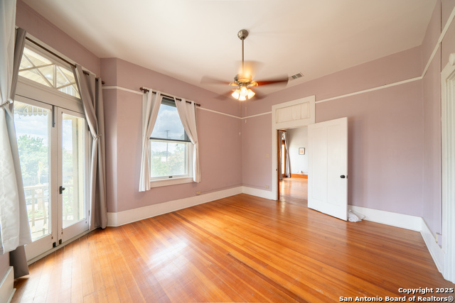 Image 27 of 37 For 109 Woodlawn E