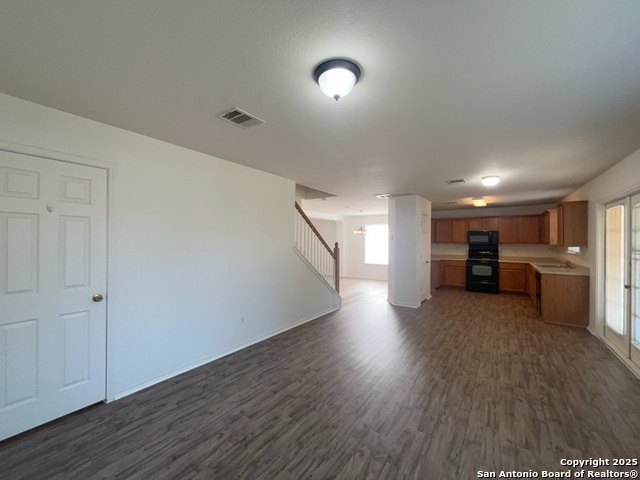Listing photo id 12 for 6903 Cutting Creek