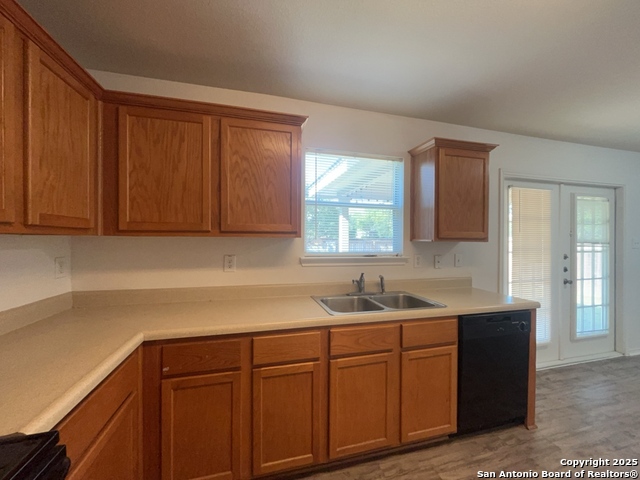 Listing photo id 15 for 6903 Cutting Creek