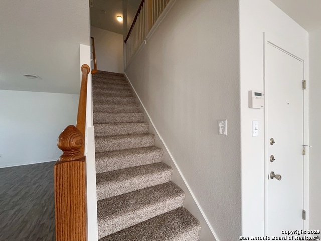 Listing photo id 17 for 6903 Cutting Creek