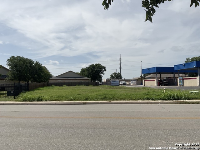 Image 2 of 6 For 0 Borgfeld