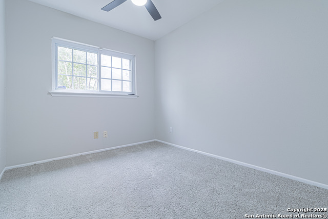 Image 30 of 43 For 1127 Longmont