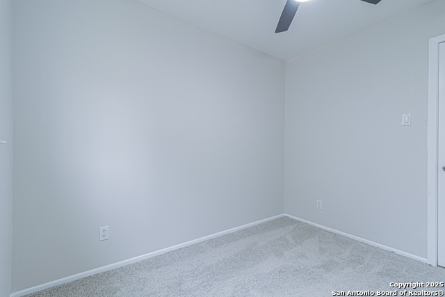 Image 31 of 43 For 1127 Longmont