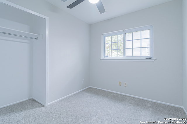 Image 32 of 43 For 1127 Longmont