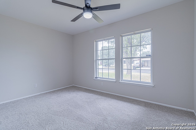 Image 36 of 43 For 1127 Longmont