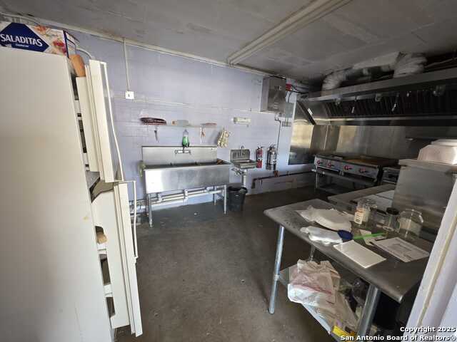 Image 17 of 27 For 1855 Rigsby  