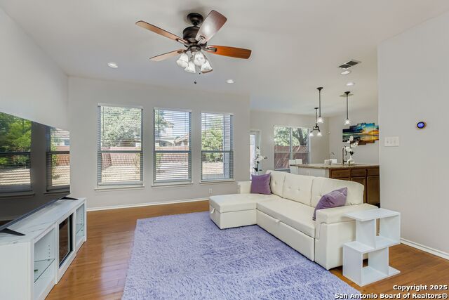 Image 3 of 20 For 25519 Echo Springs