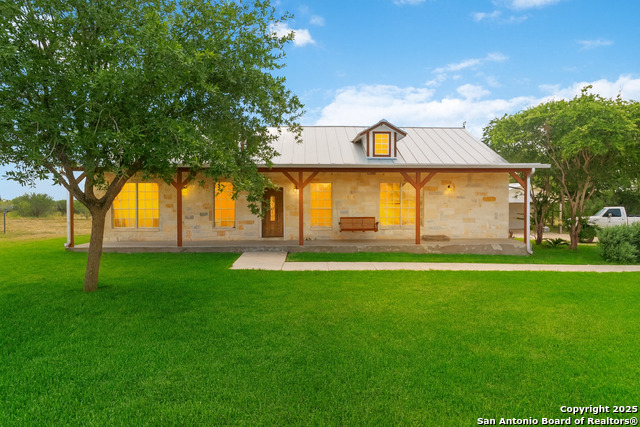 Details for 136 County Road 5781, Castroville, TX 78009