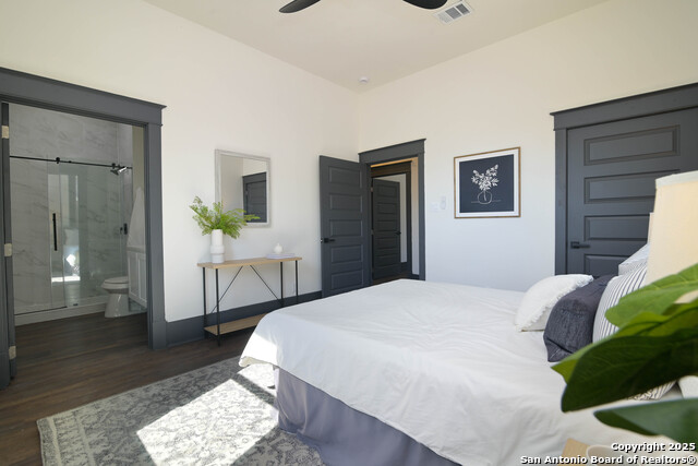 Image 15 of 28 For 207 Loretta Pl