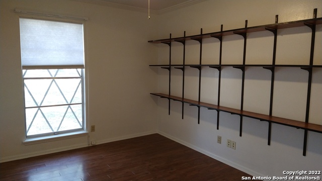 Image 17 of 28 For 7342 Shady Hollow