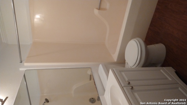 Image 24 of 28 For 7342 Shady Hollow