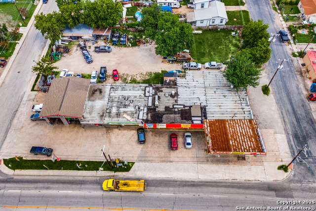 Listing photo id 8 for 2748 Culebra