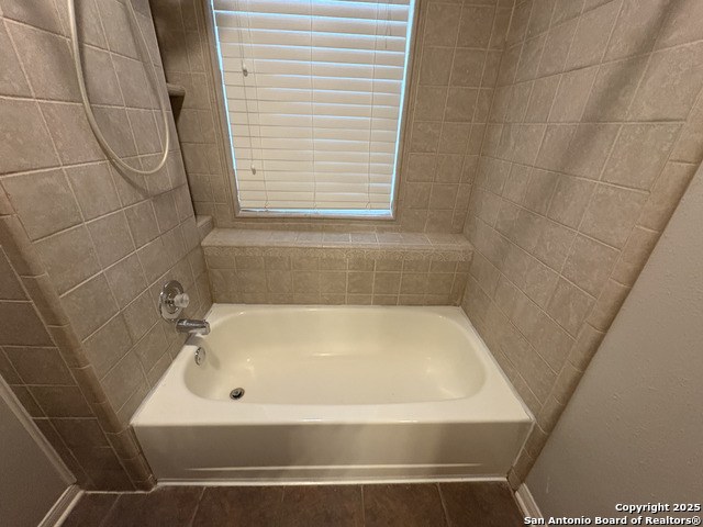 Image 13 of 21 For 13911 Hohmann