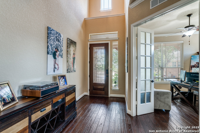 Listing photo id 1 for 25815 Plumbago
