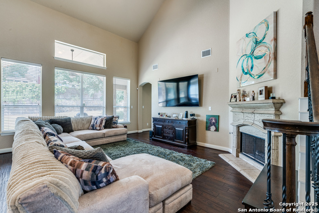 Listing photo id 2 for 25815 Plumbago