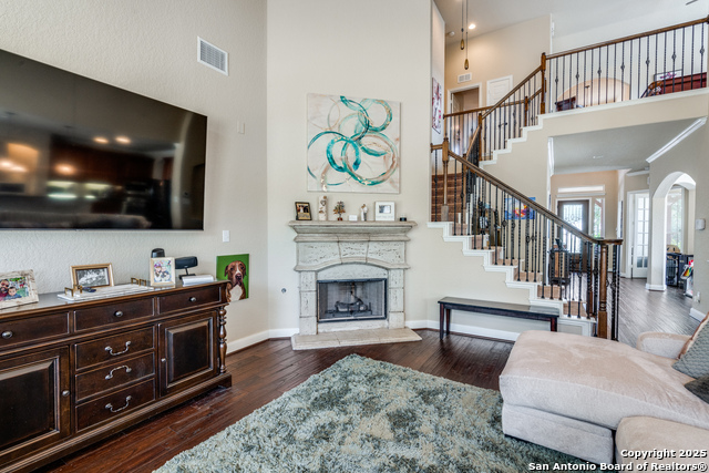 Listing photo id 4 for 25815 Plumbago