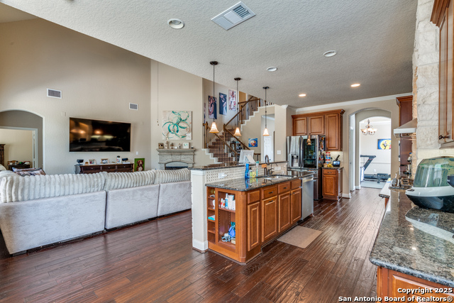 Listing photo id 7 for 25815 Plumbago
