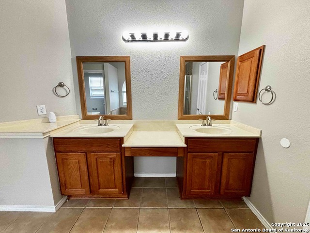 Image 20 of 24 For 27046 Trinity Heights
