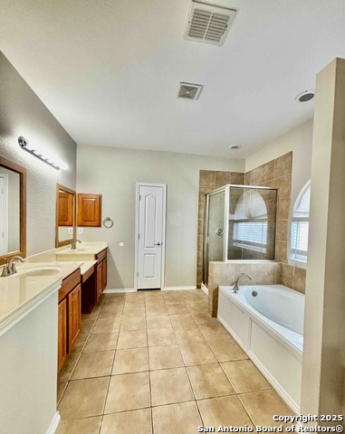 Image 21 of 24 For 27046 Trinity Heights