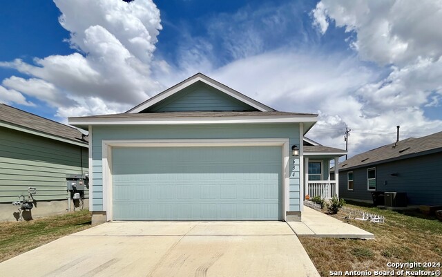 Listing photo id 32 for 634 Ambush Ridge
