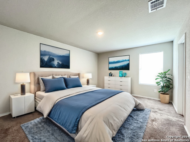 Listing photo id 2 for 634 Ambush Ridge