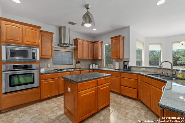 Image 14 of 43 For 2956 Rio Cordillera