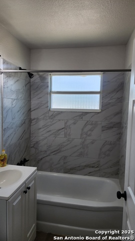 Image 13 of 28 For 111 Belfast  