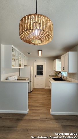 Image 24 of 28 For 111 Belfast  