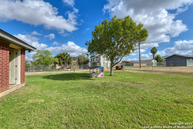 Image 28 of 29 For 1014 Avenue I