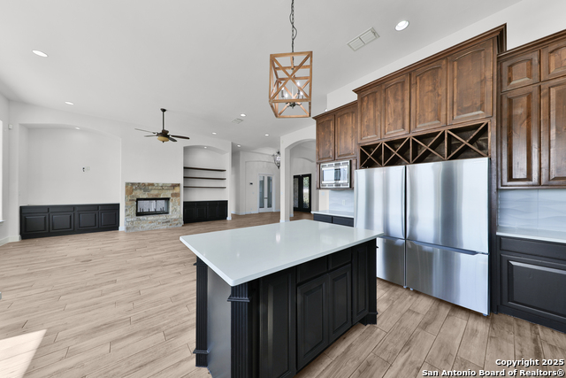 Listing photo id 16 for 11910 Keller
