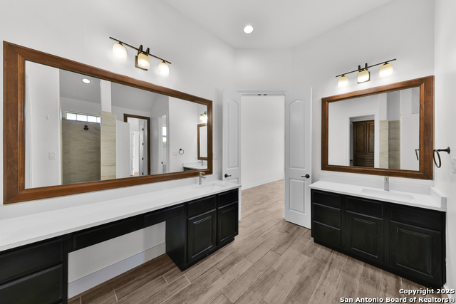 Listing photo id 25 for 11910 Keller