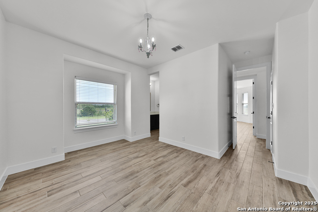Listing photo id 37 for 11910 Keller