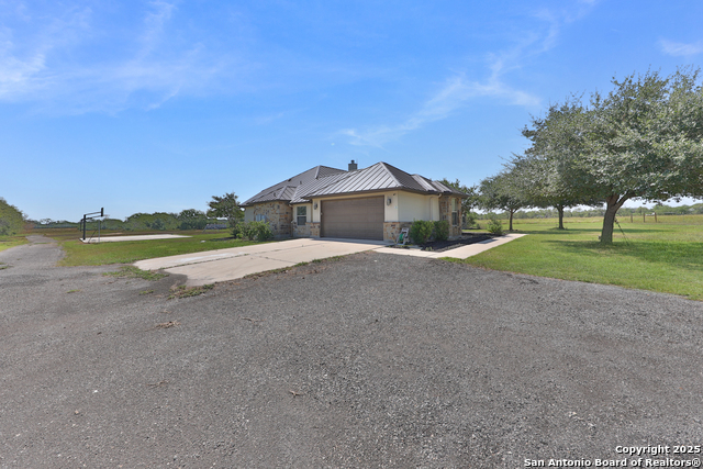 Listing photo id 41 for 11910 Keller