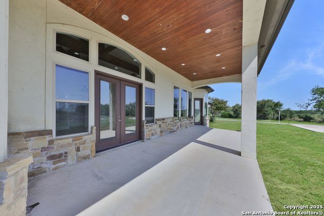 Listing photo id 44 for 11910 Keller