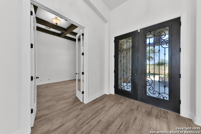 Listing photo id 3 for 11910 Keller