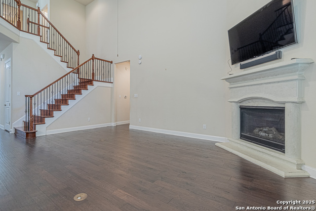 Listing photo id 8 for 2727 Sonata